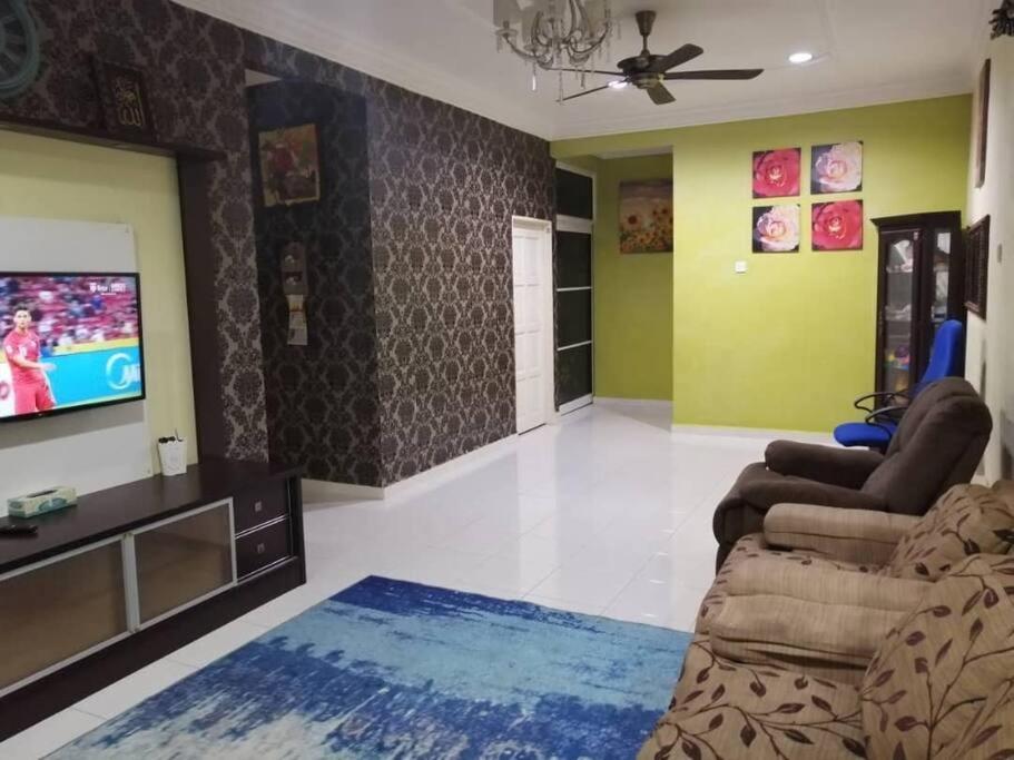 Sri Wang Homestay @ Арау Экстерьер фото
